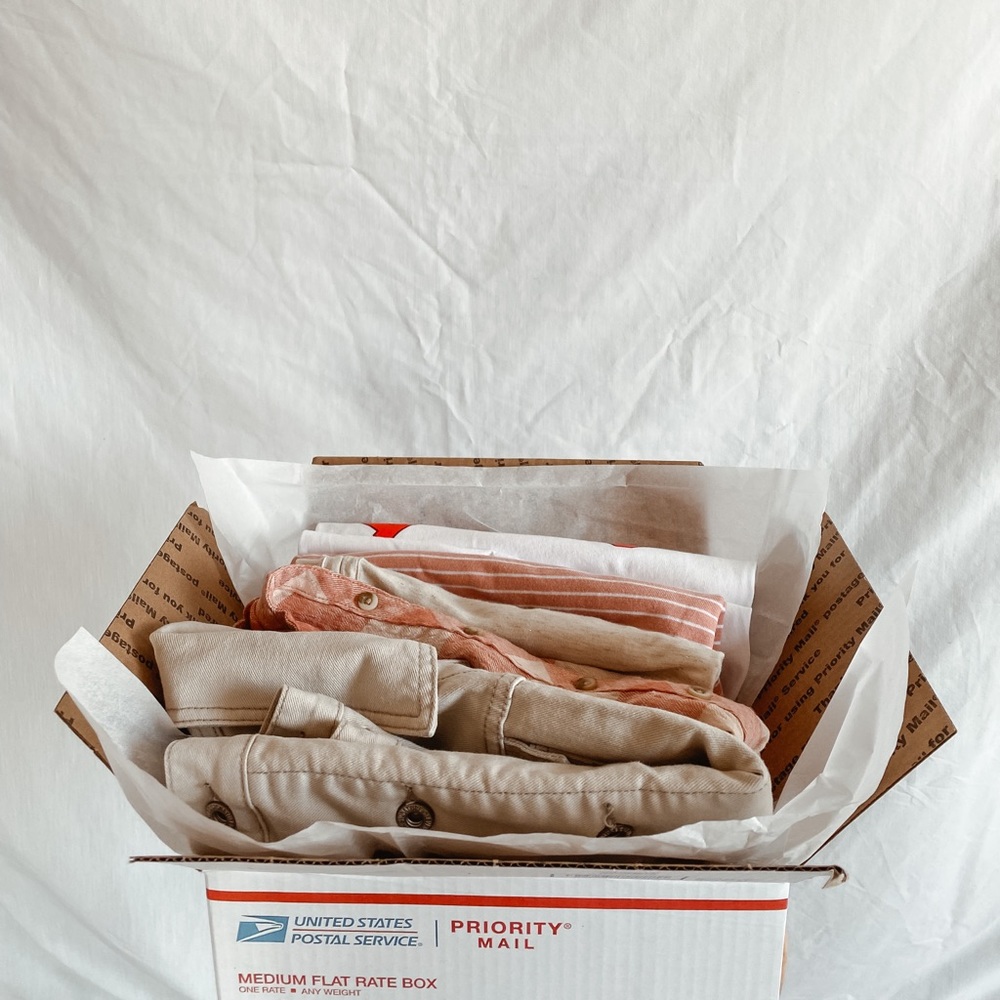 Thrift Fit Box | Julia